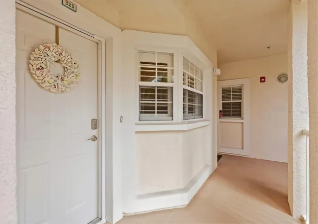 Listing Photo 5 - Condo for sale in building located at 4256 Central Sarasota Pkwy, Sarasota, FL 34238 - Unit #325