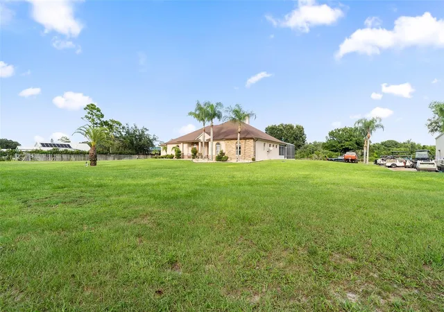 Photo 2 of Single family home for sale at 4594 Hickory Tree Rd, Saint Cloud, FL 34772 | MLS# S5157195 | Listing updated on 2026-09-12