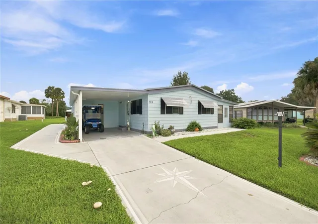 Photo 2 of Manufactured home for sale at 704 Roseapple Ave, Lady Lake, FL 32159 | MLS# G5117536 | Listing updated on 2026-09-18