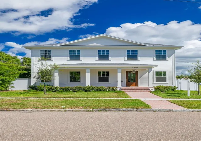 Photo 1 of Single family home for sale at 1309 17th Avenue N, Saint Petersburg, FL 33704 | MLS# TB8546711 | Listing updated on 2026-09-13