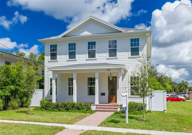 Photo 2 of Sale Pending at 1309 17th Avenue N, Saint Petersburg, FL 33704 | MLS# TB8546711 | Listing updated on 2026-10-19