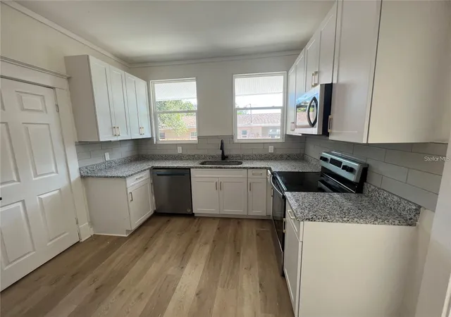 Photo 4 of Single family home for sale at 3429 37th Street N, Saint Petersburg, FL 33713 | MLS# A4705494 | Listing updated on 2026-10-27