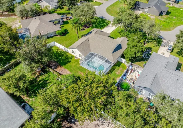 Photo 1 of Single family home for sale at 32919 Indian Woods Dr, Leesburg, FL 34788 | MLS# O6440191 | Listing updated on 2026-10-22