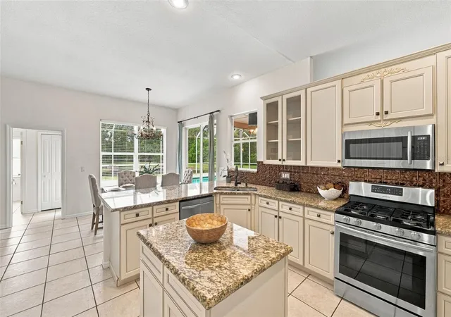 Photo 3 of Single family home for sale at 12427 Bristol Cmns Cir, Tampa, FL 33626 | MLS# TB8546717 | Listing updated on 2026-10-04