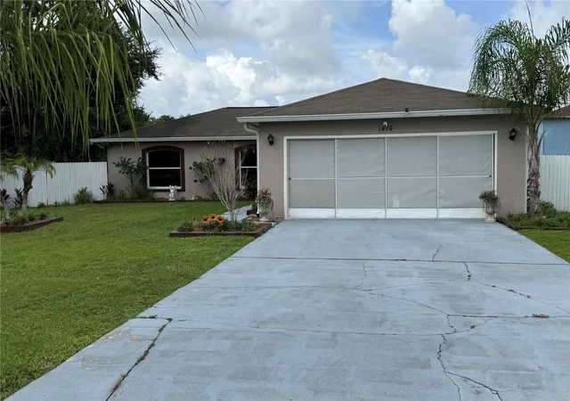 Photo 2 of Sale Pending at 1414 Swan Ct, Kissimmee, FL 34759 | MLS# O6440202 | Listing updated on 2026-09-30