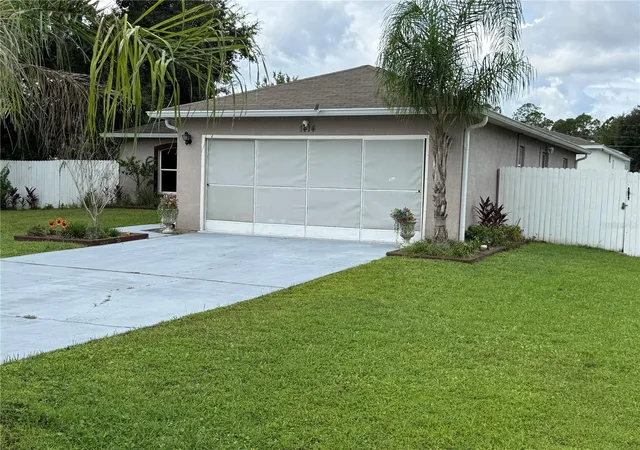 Photo 3 of Sale Pending at 1414 Swan Ct, Kissimmee, FL 34759 | MLS# O6440202 | Listing updated on 2026-09-30