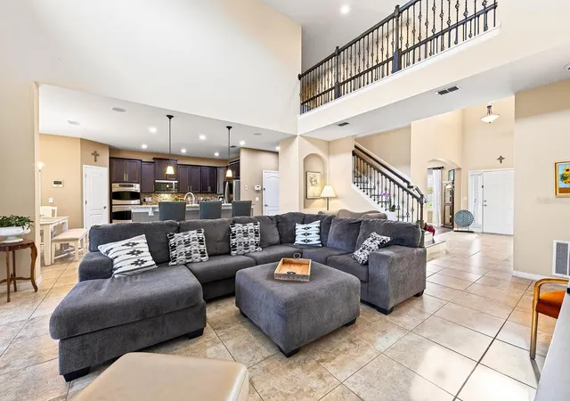 Photo 4 of Single family home for sale at 3135 Amalfi Dr, Orlando, FL 32820 | MLS# O6440205 | Listing updated on 2026-10-07