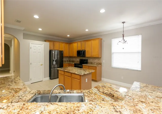 Photo 3 of Single family home for sale at 3551 Wading Heron Ter, Oviedo, FL 32766 | MLS# O6440208 | Listing updated on 2026-09-29
