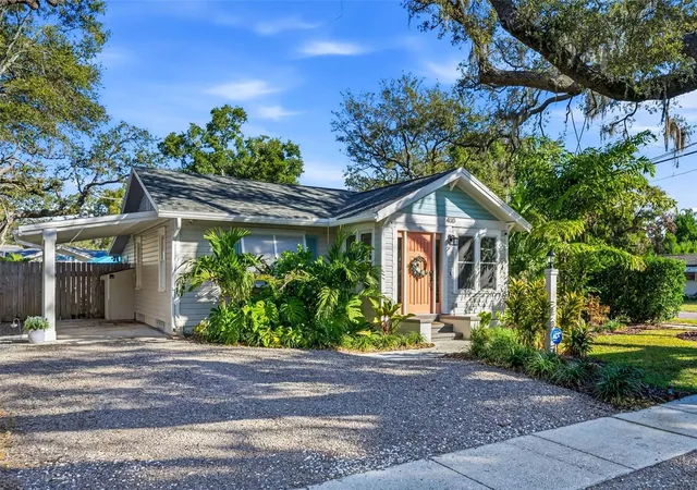 Photo 1 of Single family home for sale at 400 4th Avenue Nw, Largo, FL 33770 | MLS# TB8546722 | Listing updated on 2026-09-13