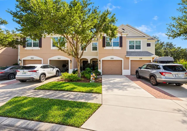 Townhouse for sale at 2520 Glenrise Pl, WESLEY CHAPEL, FL 33544 | MLS# TB8546724