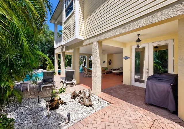 Photo 4 of Condo for sale at 310 63rd Street, Holmes Beach, FL 34217 | MLS# A4705500 | Listing updated on 2026-09-20