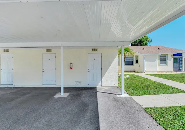 Photo 4 of Condo for sale at 6796 Gasparilla Pines Blvd #54, Englewood, FL 34224 | MLS# D6148699 | Listing updated on 2026-09-13