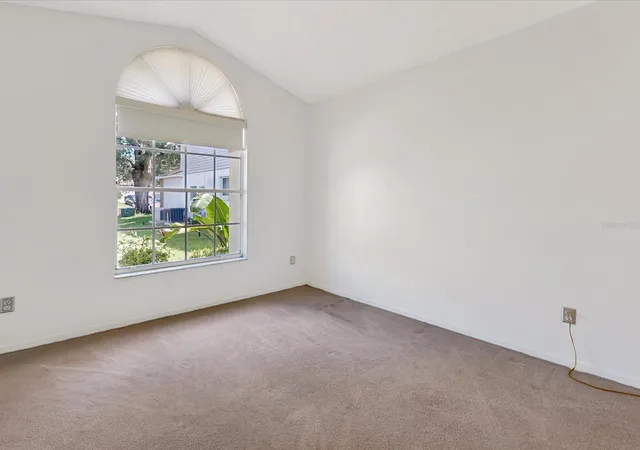 Photo 4 of Single family home for sale at 2504 Kingston Ct, Kissimmee, FL 34746 | MLS# S5157204 | Listing updated on 2026-09-14