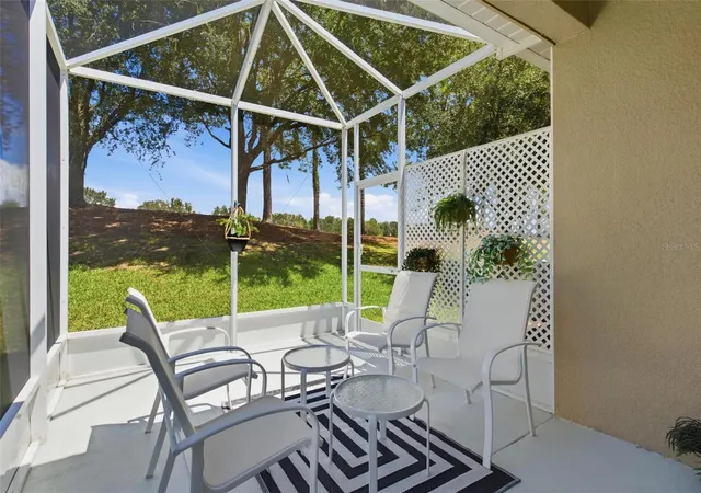Photo 4 of House for sale at 27001 White Plains Way, Leesburg, FL 34748 | MLS# G5117541 | Listing updated on 2026-10-06
