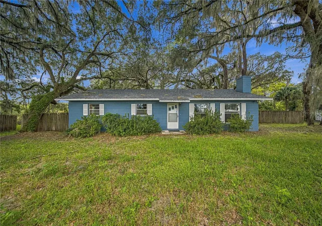 Single family home for sale at 14850 NE 214th Avenue, Fort Mc Coy, FL 32134 | MLS# OM731932