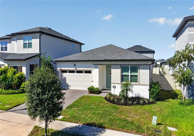 Photo 3 of Single family home for sale at 4916 Shady Pines Dr, Saint Cloud, FL 34772 | MLS# O6440256 | Listing updated on 2026-10-01