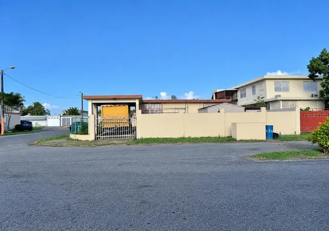 Photo 4 of Single family home for sale at 229 Urb Villa Carolina 609, Carolina, PR 00985 | MLS# PR9124050 | Listing updated on 2026-09-12