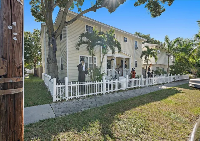 Photo 1 of Mansion for sale at 717 Dartmoor St N, Saint Petersburg, FL 33701 | MLS# TB8546753 | Listing updated on 2026-09-12