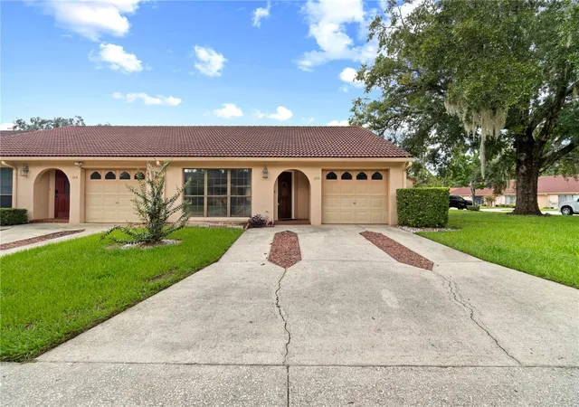 Photo 3 of Single family home for sale at 1910 Sw 34th Court, Ocala, FL 34474 | MLS# OM731934 | Listing updated on 2026-09-22