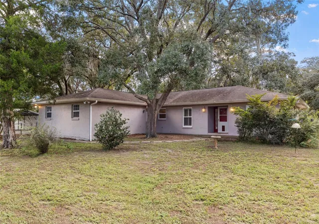 Photo 2 of Single family home for sale at 15620 Hays Rd, Spring Hill, FL 34610 | MLS# TB8546763 | Listing updated on 2026-09-13