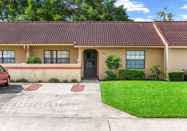 Photo 1 of Single family home for sale at 3452 Sw 19th Place, Ocala, FL 34474 | MLS# OM731936 | Listing updated on 2026-09-22