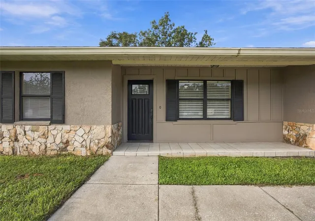 Photo 1 of Single family home for sale at 7021 Sheffield Dr, Lakeland, FL 33810 | MLS# TB8546766 | Listing updated on 2026-10-06