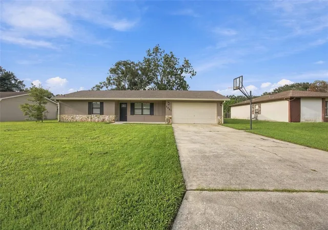 Photo 3 of Single family home for sale at 7021 Sheffield Dr, Lakeland, FL 33810 | MLS# TB8546766 | Listing updated on 2026-10-06