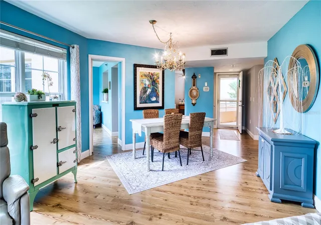 Listing Photo 4 - Condo for sale in building located at 4480 Fairways Blvd, Bradenton, FL 34209 - Unit #206