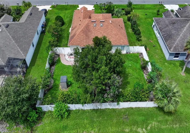 Photo 4 of Single family home for sale at 314 Sherborne Ln, Kissimmee, FL 34758 | MLS# S5157215 | Listing updated on 2026-10-04