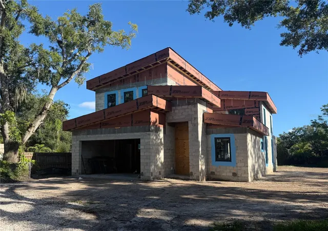 Photo 1 of Single family home for sale at 2420 Novus St, Sarasota, FL 34237 | MLS# A4705517 | Listing updated on 2026-09-15