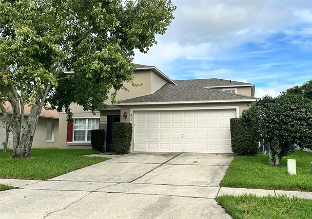 Photo 1 of Single family home for sale at 813 Clifton Hills St, Orlando, FL 32828 | MLS# O6440278 | Listing updated on 2026-09-23