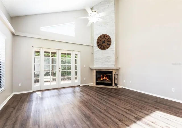 Photo 2 of Single family home for sale at 1000 Troon Tr, Winter Springs, FL 32708 | MLS# O6440283 | Listing updated on 2026-10-29
