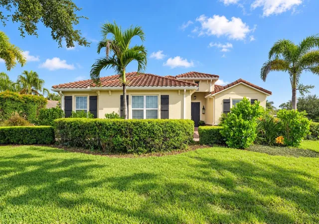 Single family home for sale at 17111 2nd Avenue E, BRADENTON, FL 34212 | MLS# A4705518