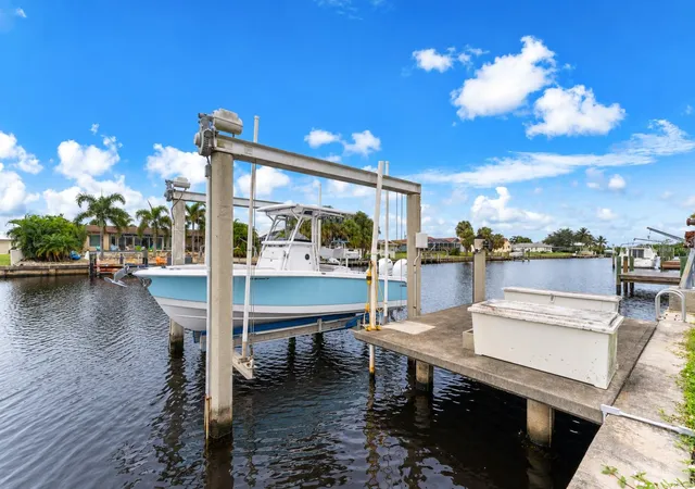 Photo 3 of Single family home for sale at 21129 Edgewater Dr, Port Charlotte, FL 33952 | MLS# N6145679 | Listing updated on 2026-10-07