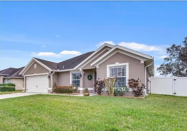 Photo 2 of Single family home for sale at 1860 Big Buck Dr, Saint Cloud, FL 34772 | MLS# O6440290 | Listing updated on 2026-09-14