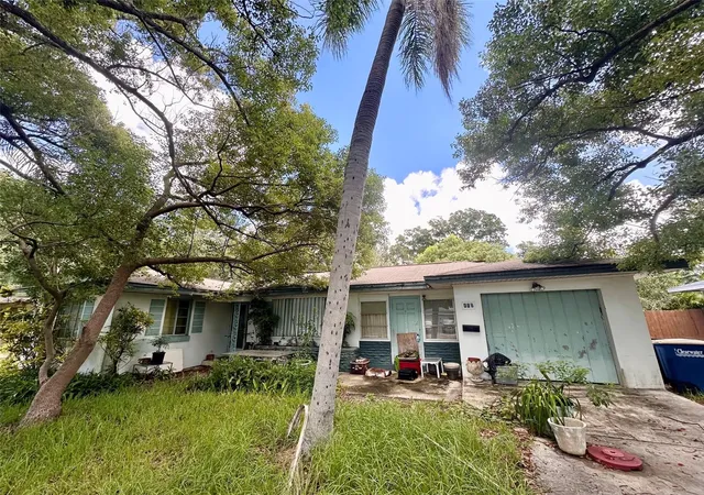 Single family home for sale at 115 S Orion Ave, CLEARWATER, FL 33765 | MLS# TB8546801