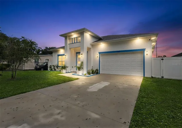 Photo 2 of Single family home for sale at 809 Burch Ave, Winter Garden, FL 34787 | MLS# O6440306 | Listing updated on 2026-10-03