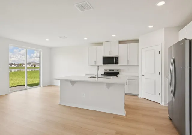 Photo 3 of Single family home for sale at 2045 Rosewood Dr, Bartow, FL 33830 | MLS# TB8546823 | Listing updated on 2026-09-26