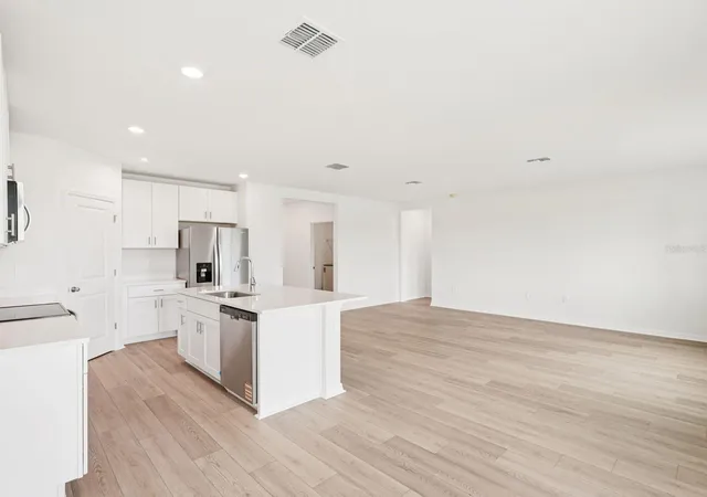 Photo 2 of Single family home for sale at 121 Sycamore Fold St, Nokomis, FL 34275 | MLS# TB8546827 | Listing updated on 2026-09-22