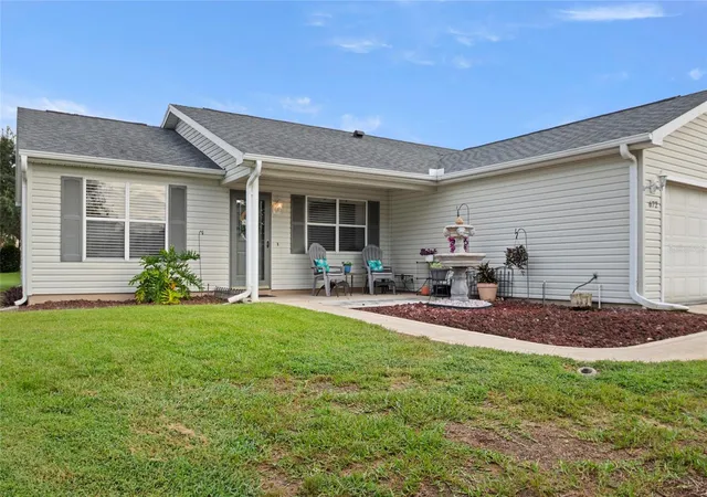 Photo 3 of Single family home for sale at 672 San Pedro Dr, Lady Lake, FL 32159 | MLS# G5117551 | Listing updated on 2026-10-10