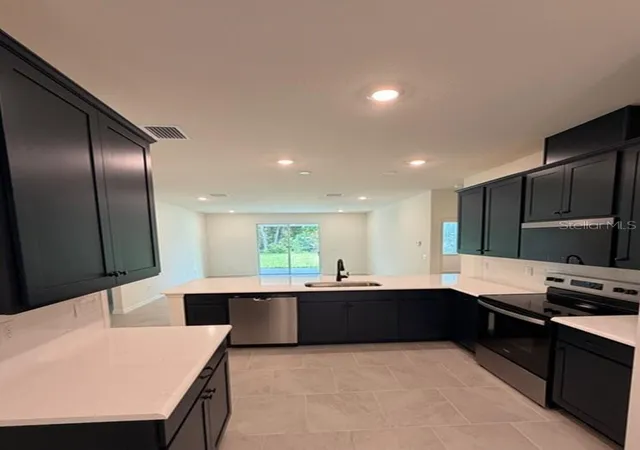 Photo 3 of Single family home for sale at 37 Zephyr Lily Trl, Palm Coast, FL 32164 | MLS# C7530509 | Listing updated on 2026-09-15