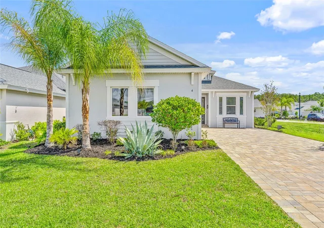 Photo 2 of Single family home for sale at 4 Spring St, Palm Coast, FL 32164 | MLS# FC321304 | Listing updated on 2026-09-12