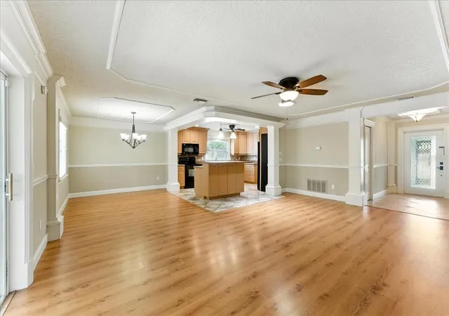 Photo 3 of Single family home for sale at 1067 Chokecherry Dr, Winter Springs, FL 32708 | MLS# O6440341 | Listing updated on 2026-09-29
