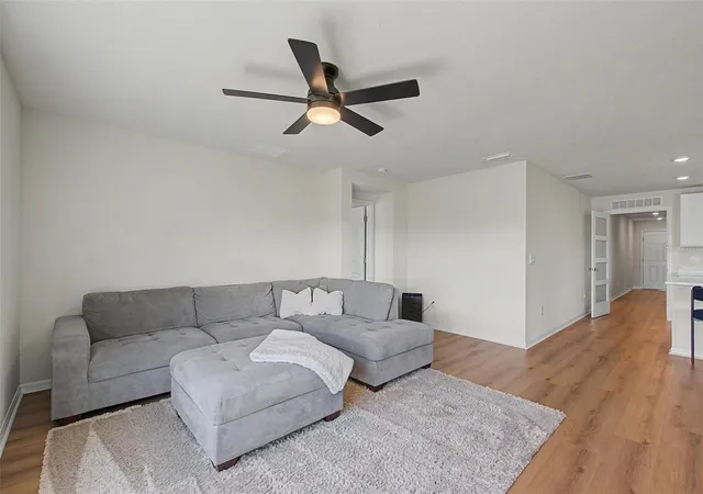 Photo 4 of Single family home for sale at 3733 112th Street E, Palmetto, FL 34221 | MLS# TB8546857 | Listing updated on 2026-09-15