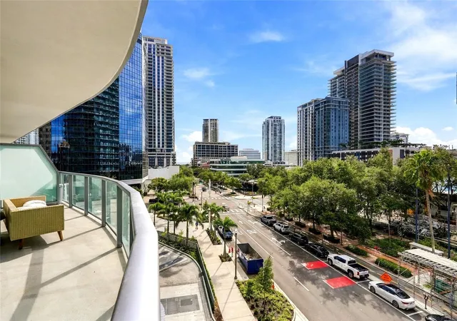 Photo 3 of Condo for sale at 400 Central Ave #301, Saint Petersburg, FL 33701 | MLS# TB8546858 | Listing updated on 2026-10-15