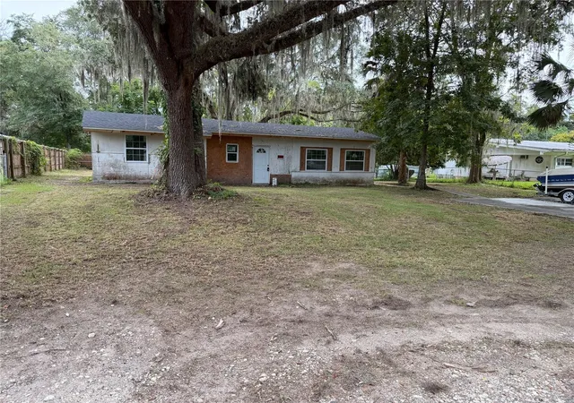 Photo 2 of Single family home for sale at 5211 Se 29th Avenue, Ocala, FL 34480 | MLS# O6440350 | Listing updated on 2026-09-20