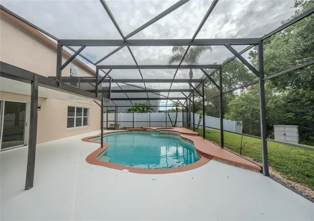 Photo 3 of Single family home for sale at 14208 Abington Hts Dr, Orlando, FL 32828 | MLS# O6440351 | Listing updated on 2026-10-05