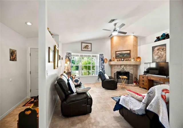 Photo 3 of Single family home for sale at 3907 Alwood St, North Port, FL 34291 | MLS# A4705546 | Listing updated on 2026-09-26