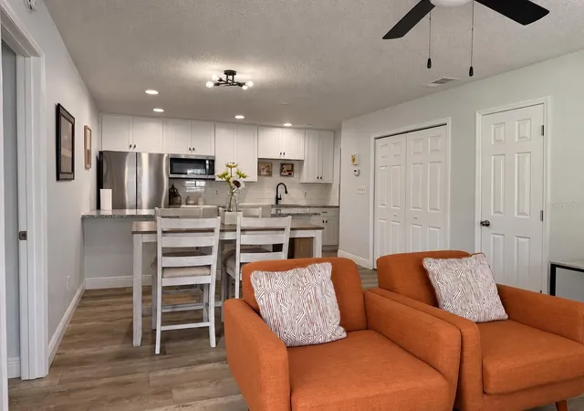 Photo 2 of Townhouse for sale at 508 Boxelder Ave, Altamonte Springs, FL 32714 | MLS# R4911949 | Listing updated on 2026-09-16