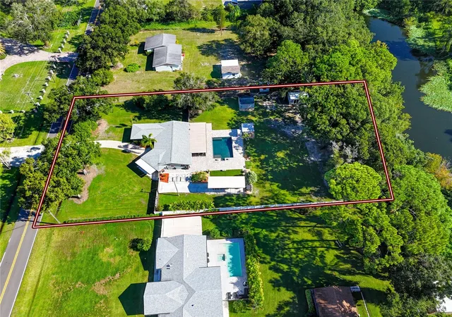 Photo 2 of Single family home for sale at 7913 Beasley Rd, Tampa, FL 33615 | MLS# TB8546881 | Listing updated on 2026-10-03